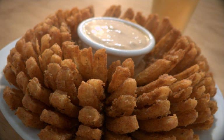 free bloomin onion at outback steakhouse monday
