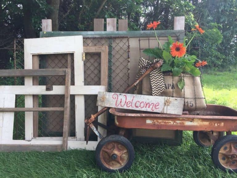 Vintage market at Tenth Street Orchard in Sterling