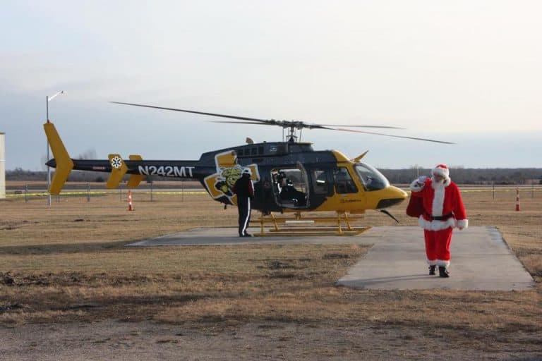 EAA Chapter 88 Young Eagle Santa Arrival