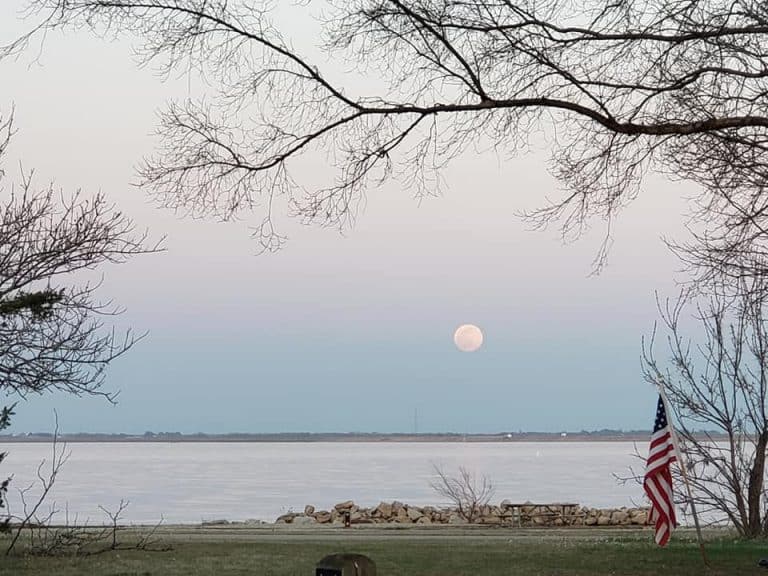 cheney lake