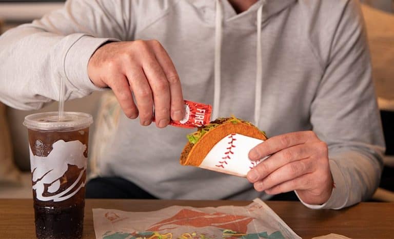 taco bell, steal a taco