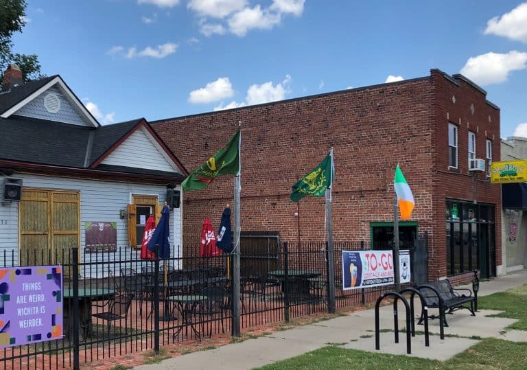 the shamrock lounge on Douglas